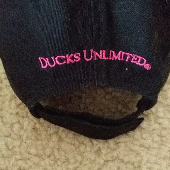 Hat - Picture 2 of 3